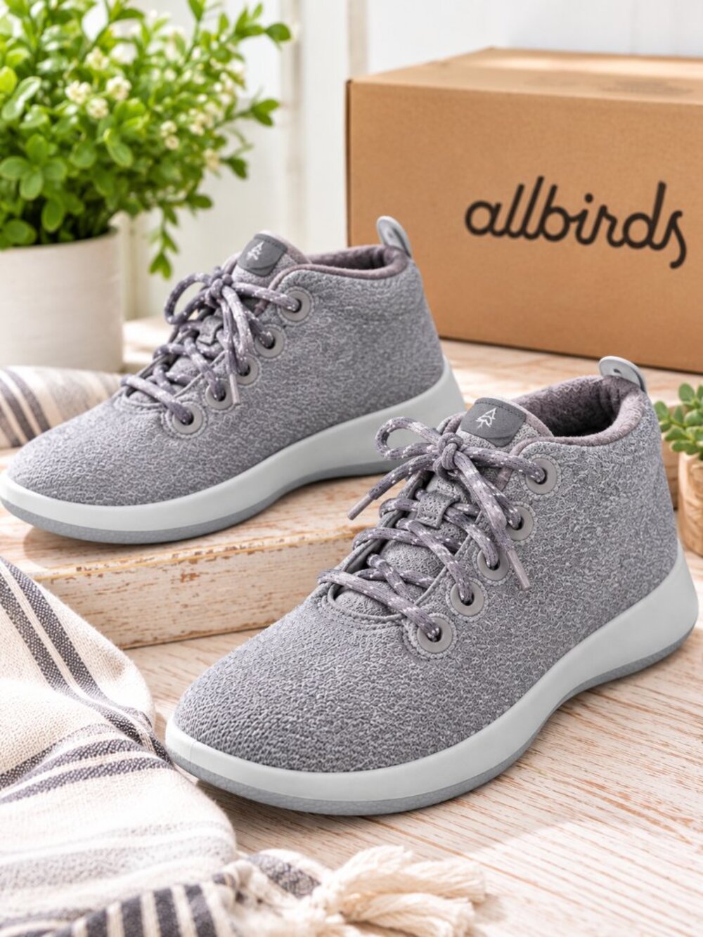 Allbirds Wool Runner-up Mizzle Mid Top Sneakers Light Gray 8